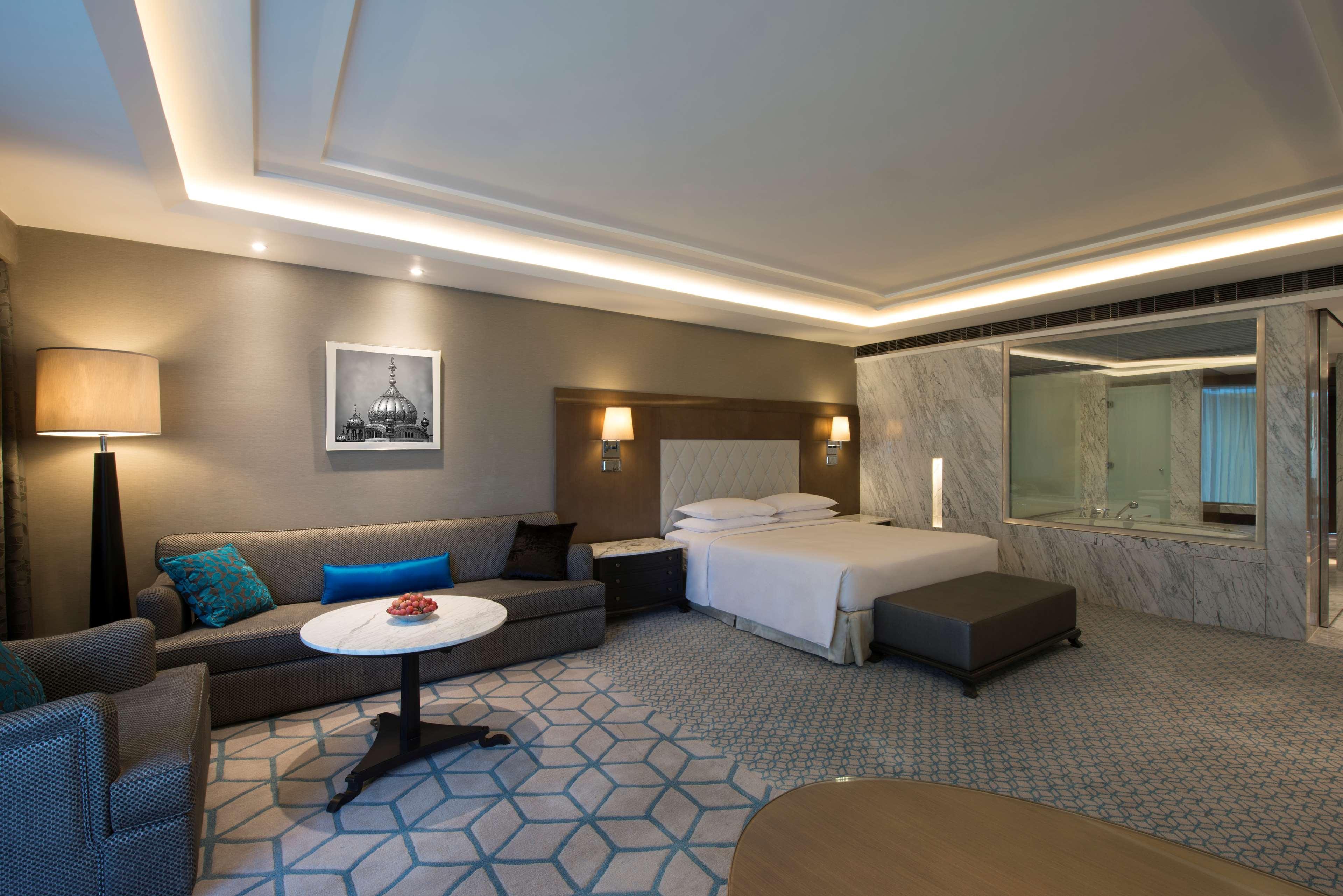 Hyatt Regency Ludhiana Hotel Exterior photo