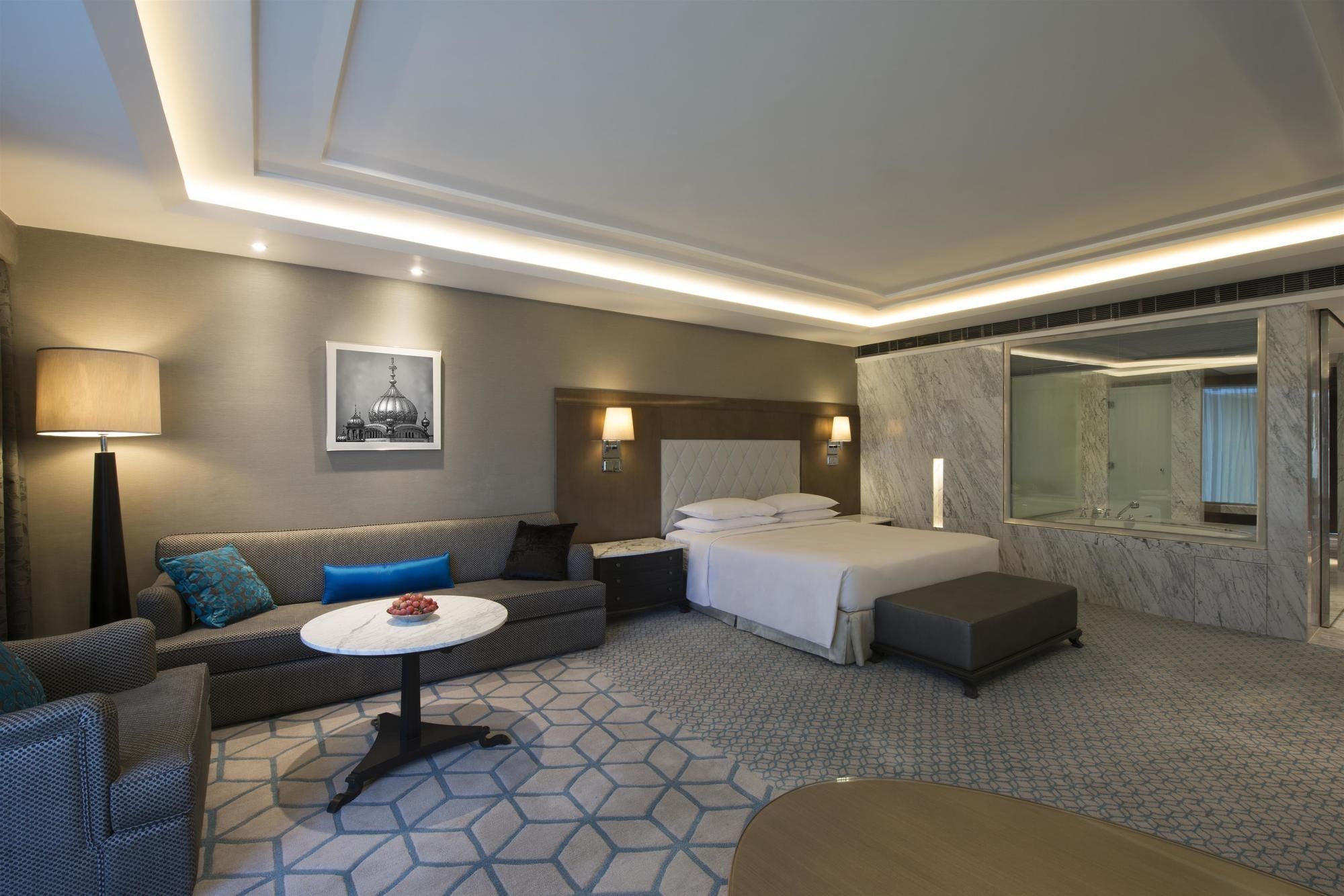 Hyatt Regency Ludhiana Hotel Exterior photo